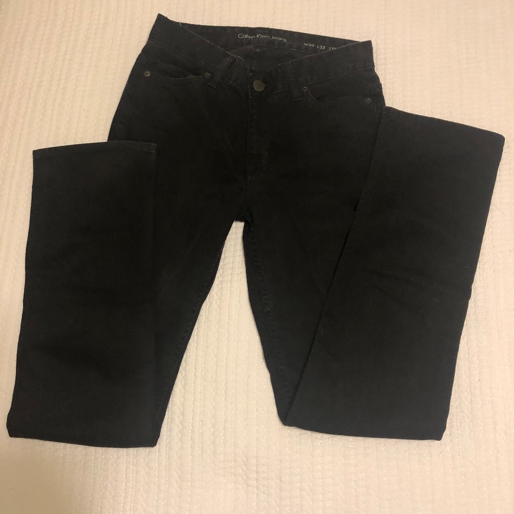 STRAIGHT FOREVER BLACK JEANS